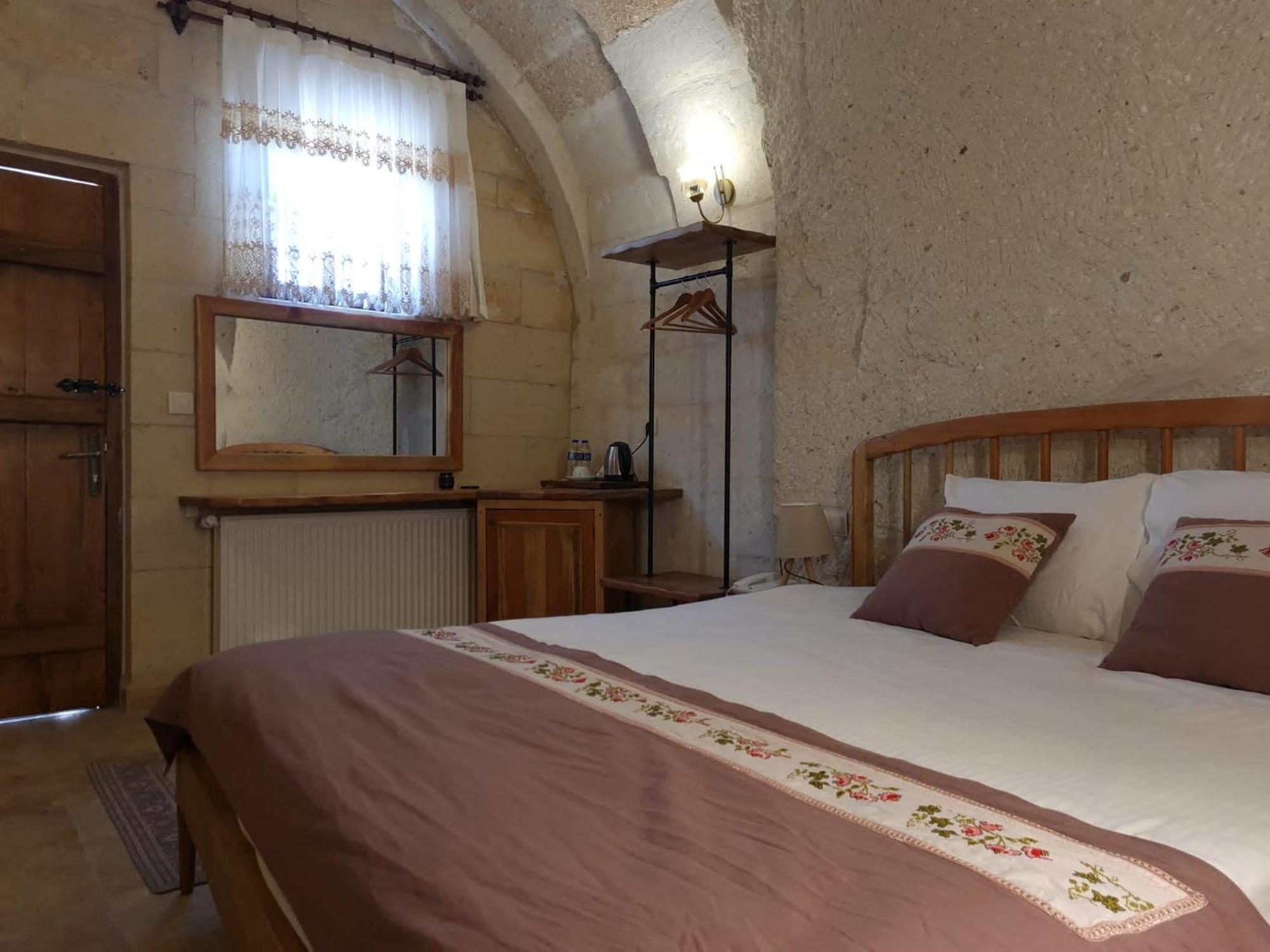 Narcissos Cave Hotel 어굽 외부 사진
